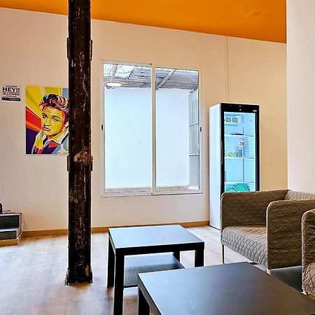 Arc House Pop Art Hostel Madrid Ngoại thất bức ảnh