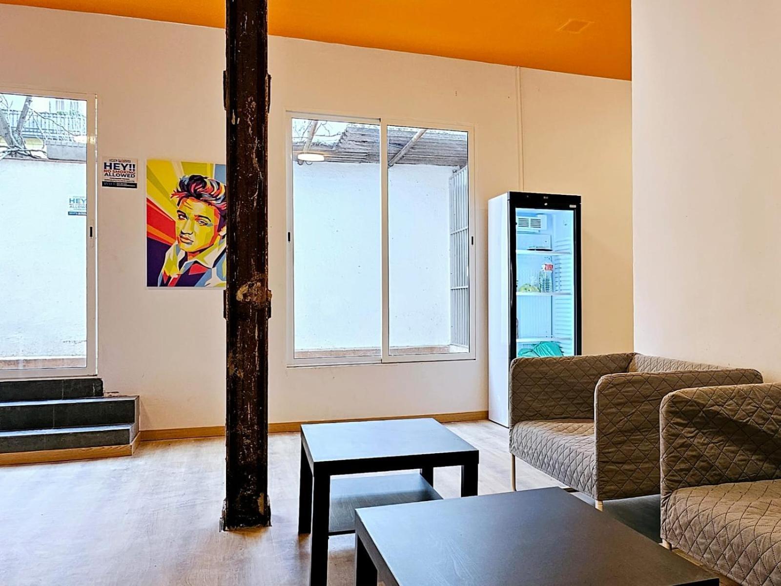 Arc House Pop Art Hostel Madrid Ngoại thất bức ảnh