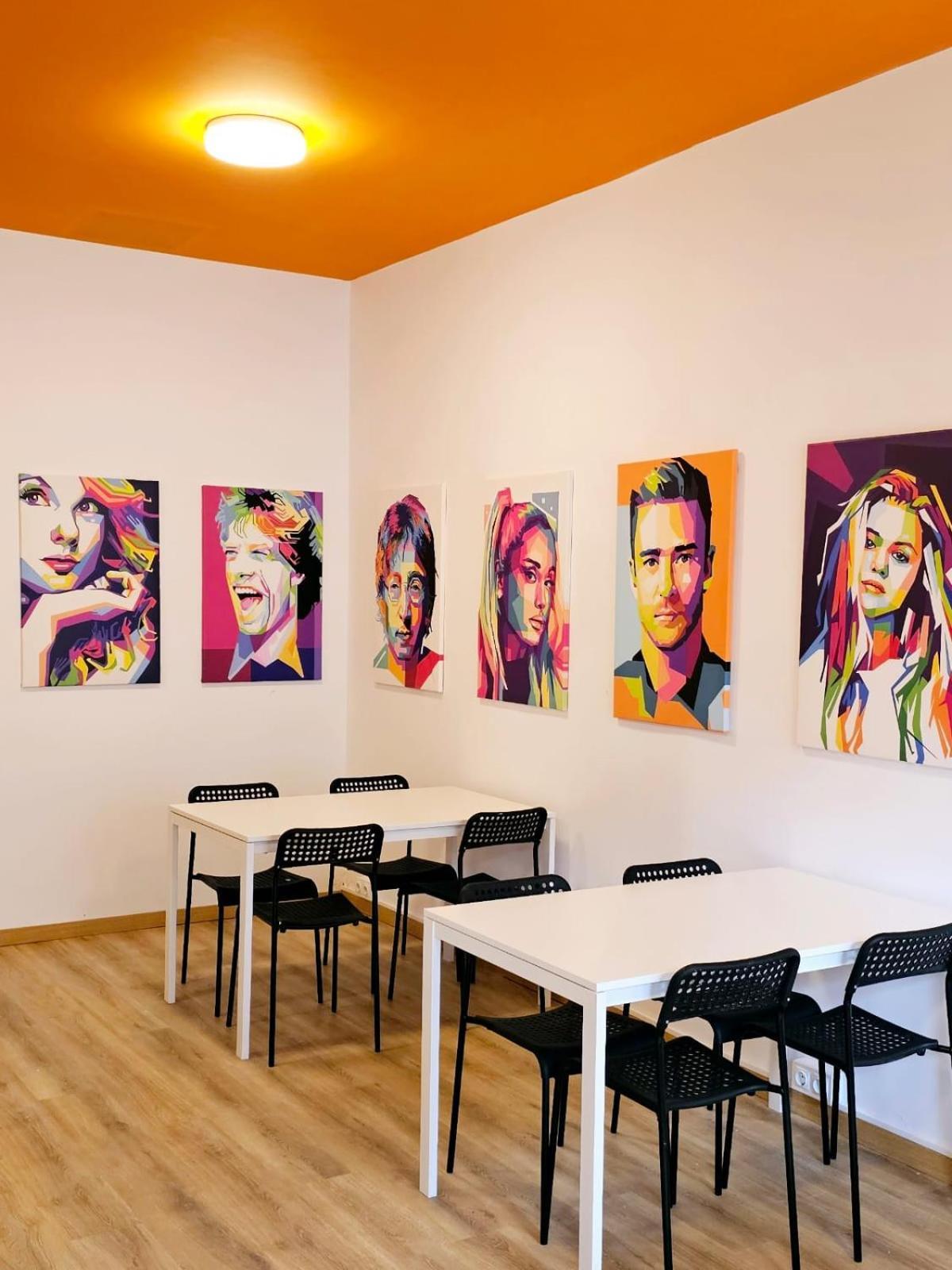 Arc House Pop Art Hostel Madrid Ngoại thất bức ảnh